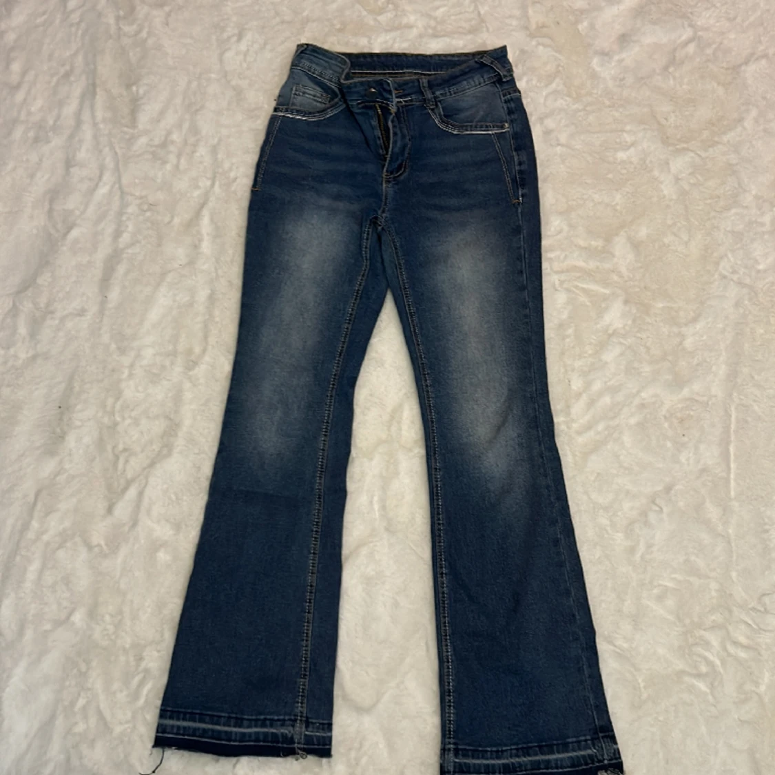 Jeans med fickor SHEIN mörkblå  - 91