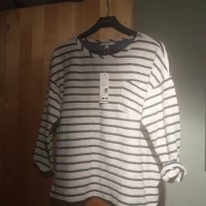 NY Esprit Tröja Storlek XXL - Ny tröja från Esprit, storlek XXL