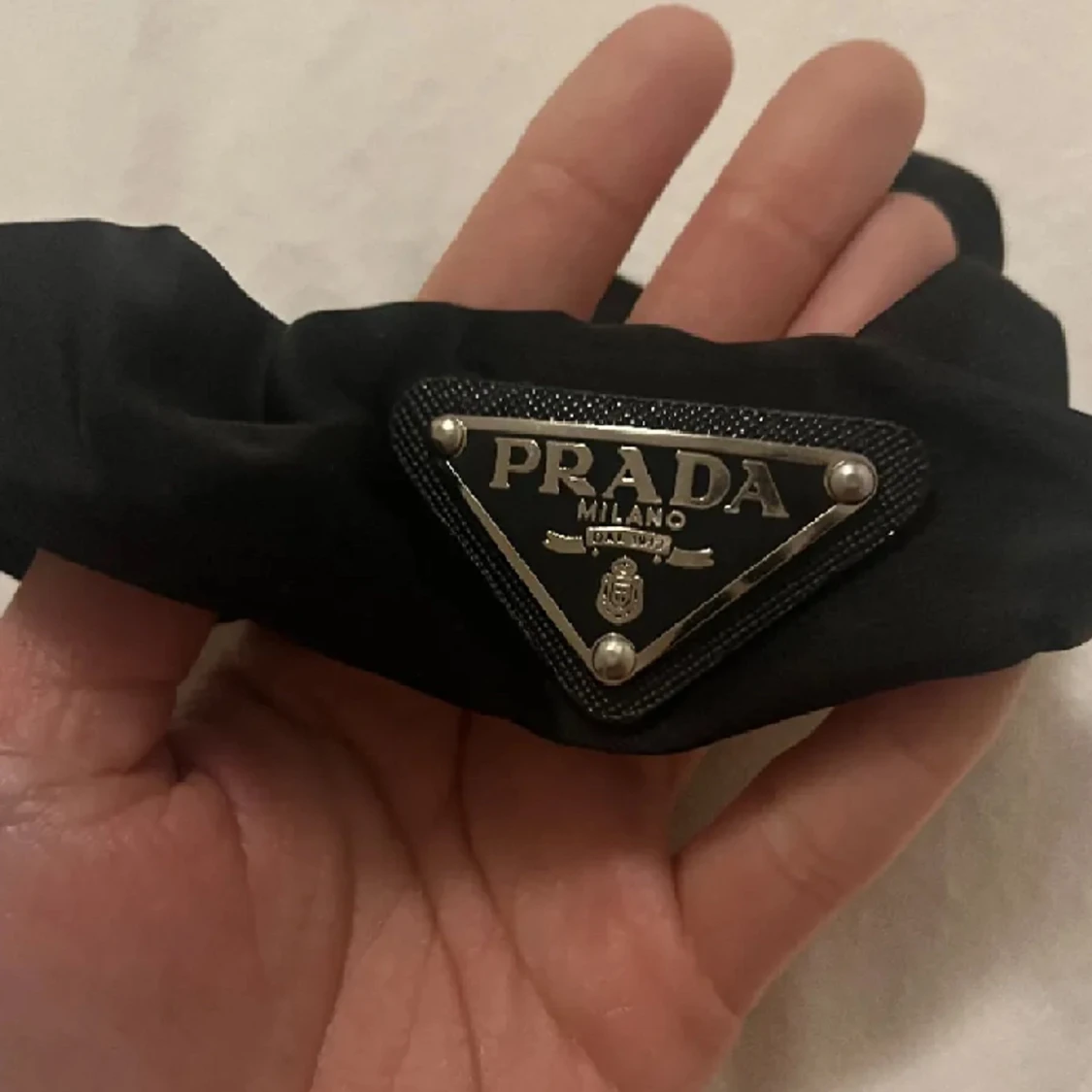 Prada scrunchie  - 90