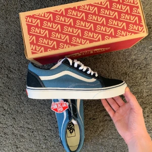 Vans skor - Helt nya Vans skor som jag vann i en tävling av ”Tiktok crille” | 10/10 skick helt nya | Storlek EU 40,5 | 