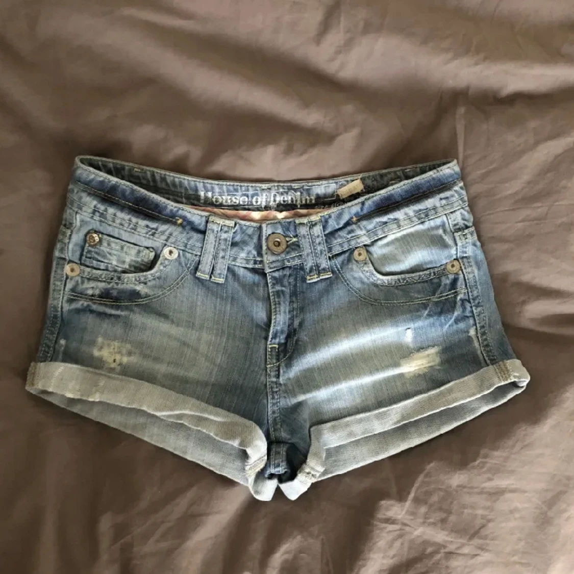 Lågmidjade jeans shorts 
