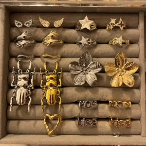 Ring blomma & hjärta - 🤍