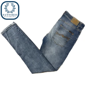Nudie Jeans | LeanDean - Snygga nudie jeans i 9/10 skick! Han på bilden är ca 175 W33 L34 och väger 65kg. Nypris ca: 1600kr Skriv vid frågor eller funderingar🙌