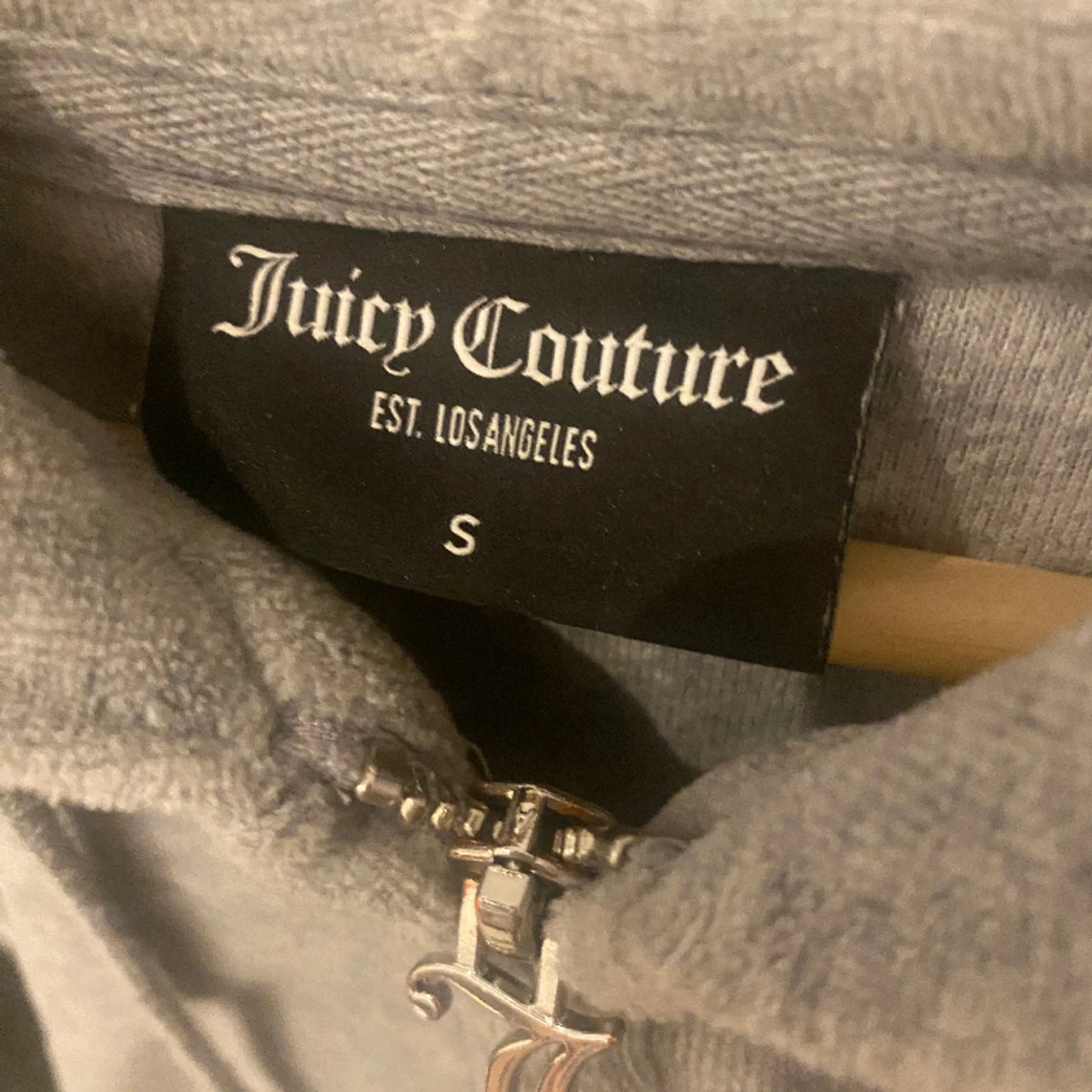 Grå juicy tröja - 91