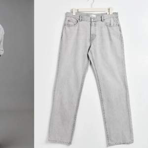 Grå jätte fina jeans från Gina tricot🤍 Inga defekter!