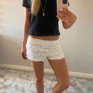 Vita spets shorts - supersöta vita spetsshorts, inga defekter 💕