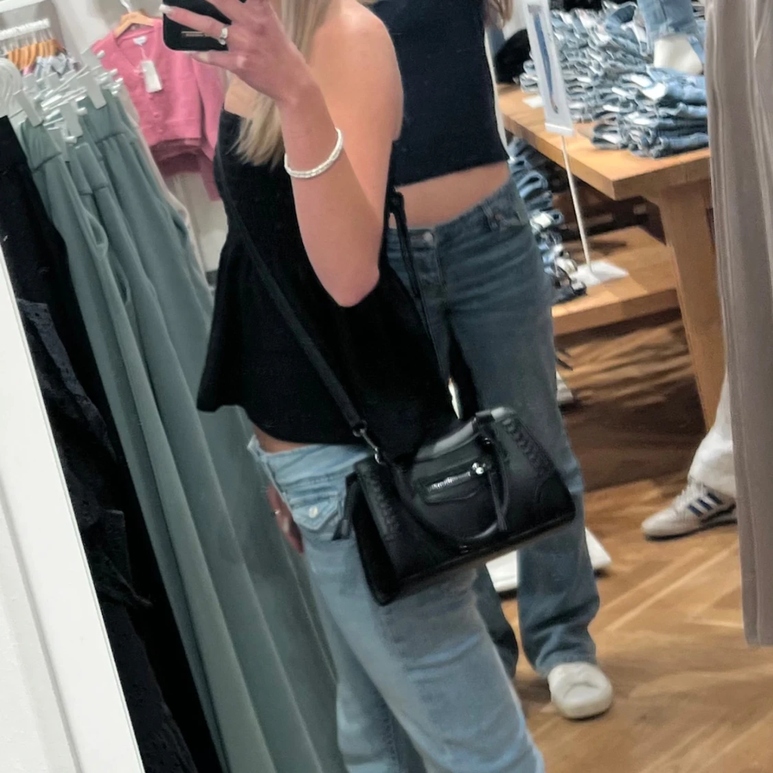 Oanvänd handväska  - 92