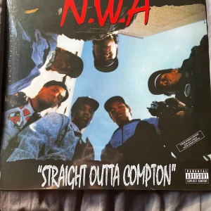 Nwa Vinyl - Oöppnad 25th limited edition