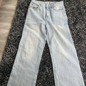 Lager 157 jeans  - Jeans från lager 157 med utsvängda ben, andvänt några gånger säljs då ja inte andvänder de längre.🌺