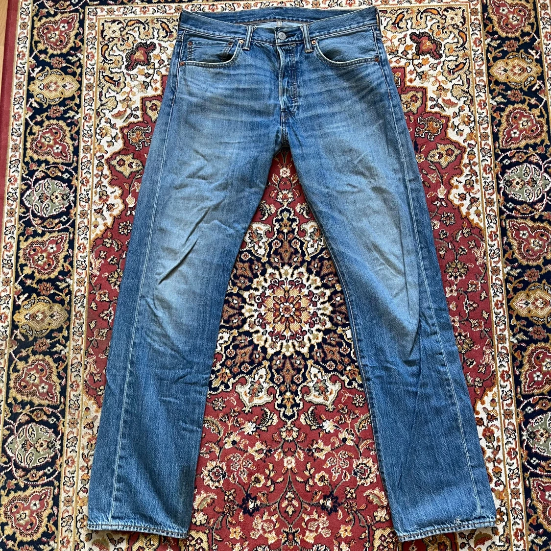 Levis Jeans - 90