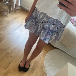 Kjol - Mönstrad kjol❤️❤️