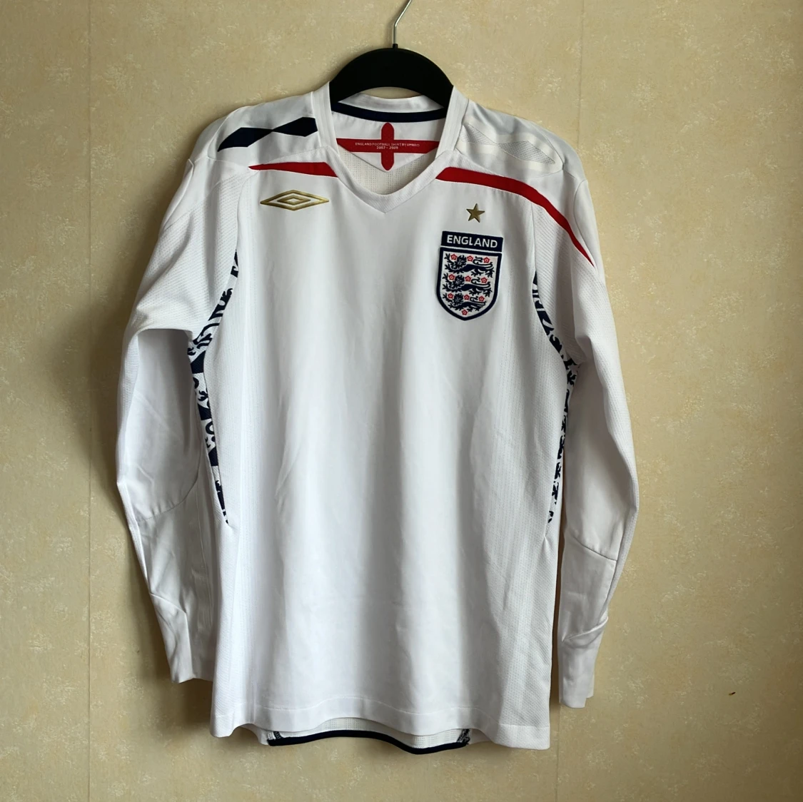 Vintage Umbro England 2007 2009 hemmatröja S
