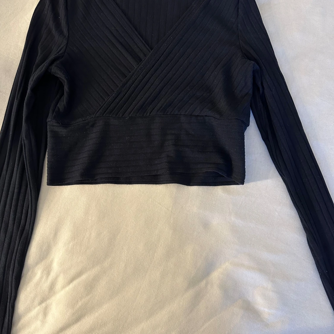 En mörkblå/svart topp - 90