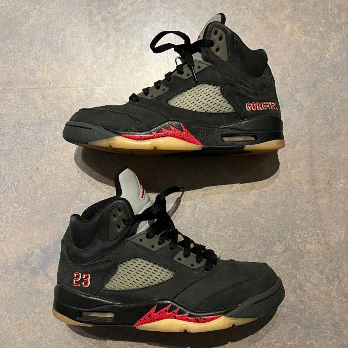 Air Jordan 5 Gore-tex