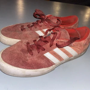Vintage skate adidas shoes - They are perfect for skating