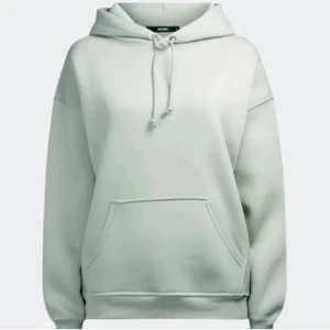 Gina Hoodie -  Knappt använd 
