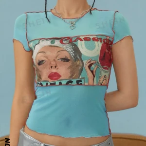 y2k tshirt - oanvänd. genomskinlig utom över tuttarna där trycket är🥰