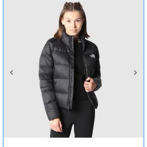 Superskön dunjacka från north face. Modellen heter ”womens hyalite down jacket” på northface hemsida. (550) Använd men i bra skick.