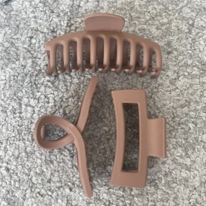 Klämmor 💘 - 💘💘💘 styck pris