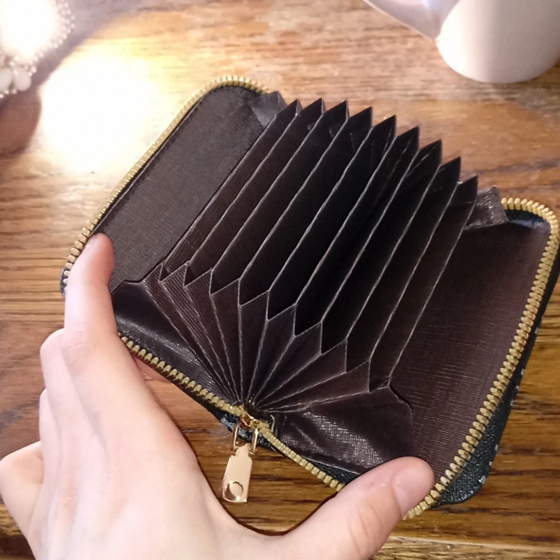 De är en kort plombok och den är hellt ny - 91