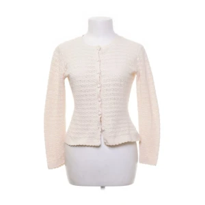 Kofta  - Snygg kofta som aldrig används, storlek M men skulle säga att den mer passar xs/s