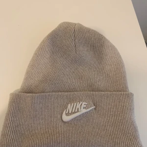 Nike mossa - Nike mossa 