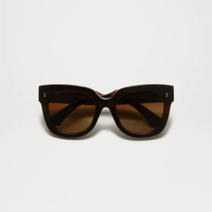 Helt nya bruna Chimi 08  - Funderar på att sälja   Chimi 08 Brown  Helt nya! med plast och box! Säljer bara vid bra bud