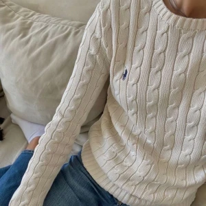 Polo Ralph lauren tröja - Säljer min polo stickade tröja då den inte används❤️❤️bra skick