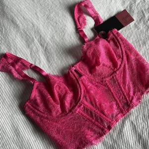 NY Bustier bh 75D  - Ny med lappar 