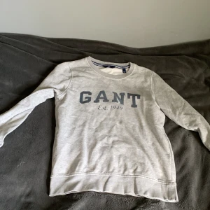 Gant sweatshirt XS - Bra skick sitter bra grå färg 