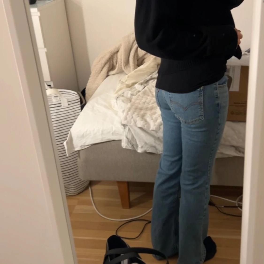 Levi’s low Waist bootcut jeans - 90