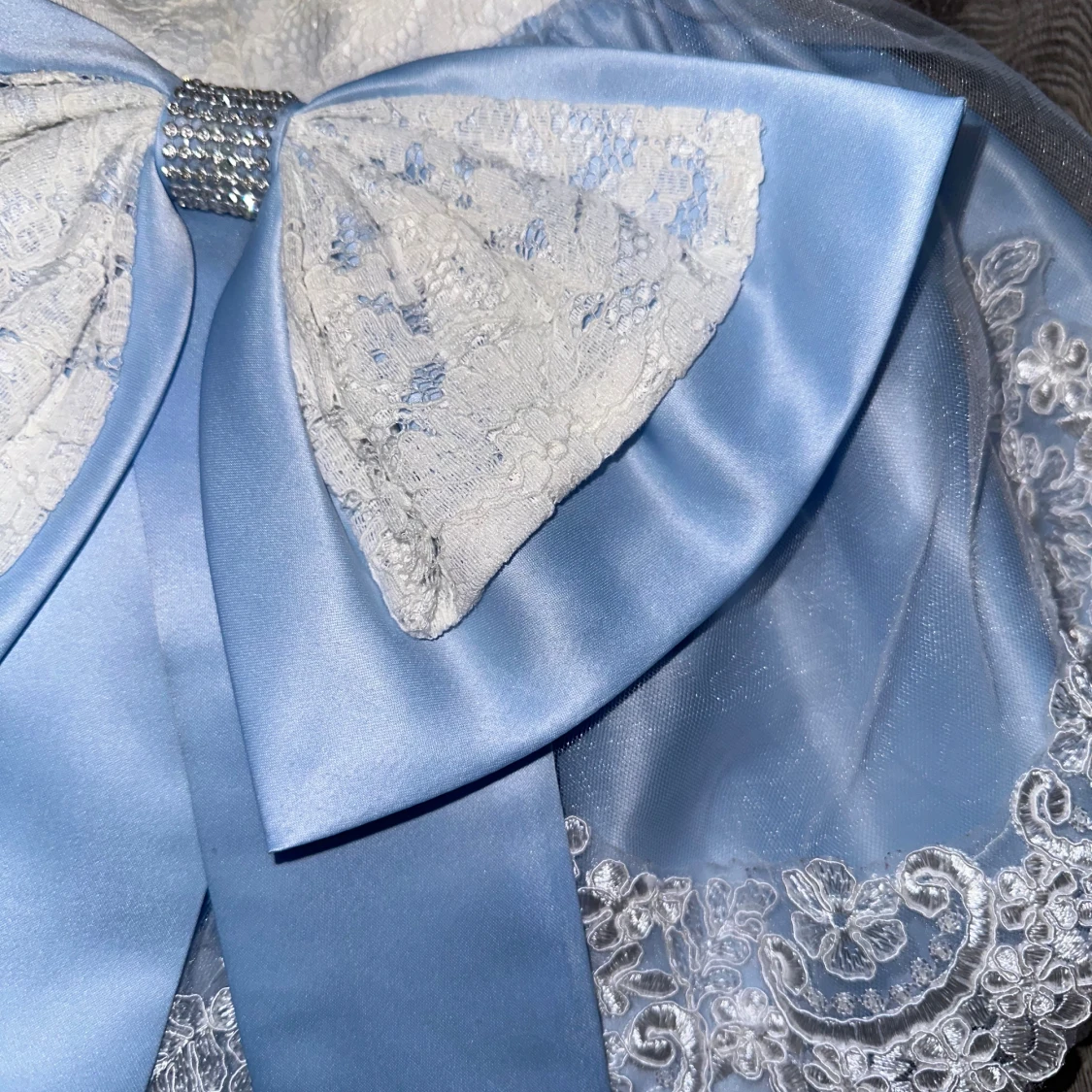 Dop/fest klänning i ljusblå färg  - 91