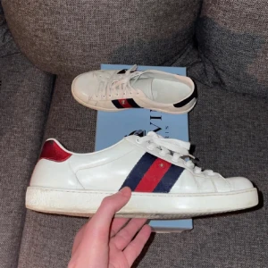 Gucci skor  - Hej säljer dessa feta Gucci skor, SOLD 