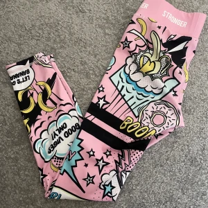 Punch tights från stronger  - Punch tights från Stronger i storlek S/36 200kr plus frakt