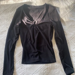 Svart tröja xs  - Super snygg tröja från hm i storlek xs