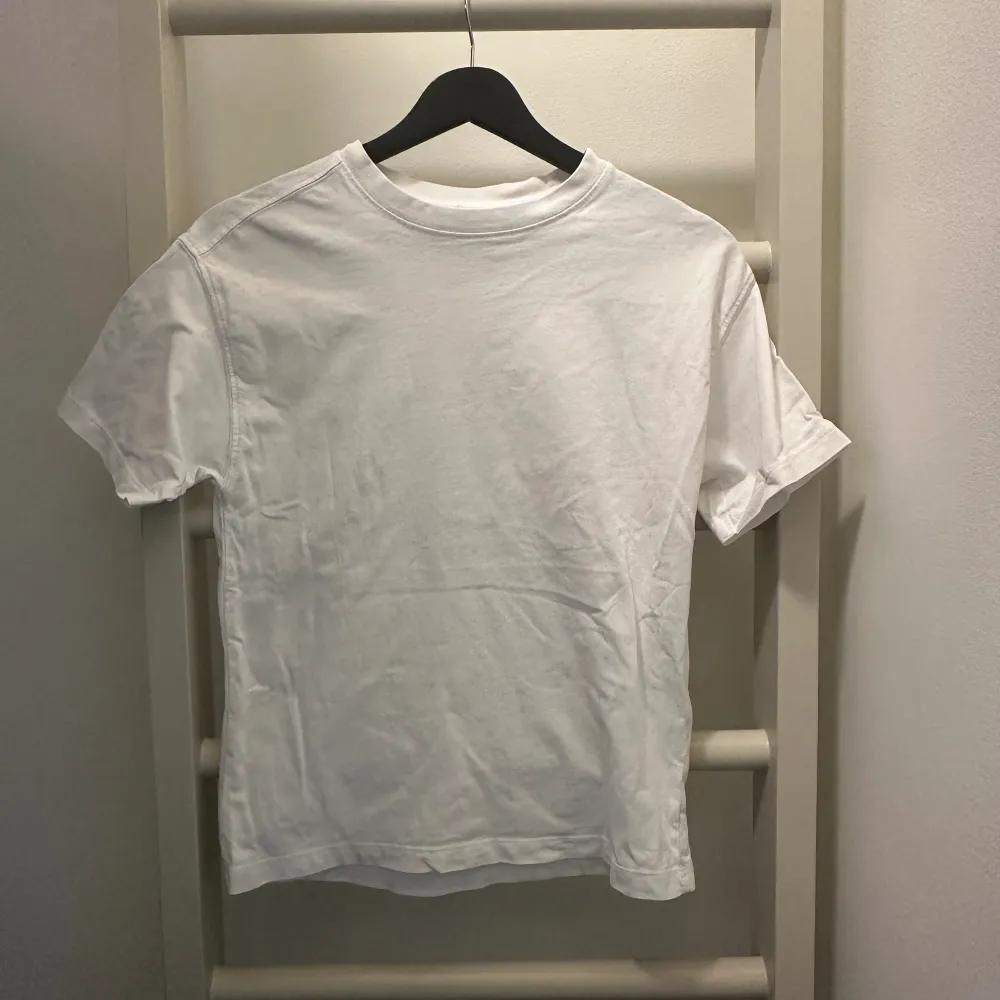 Zara t-shirt storlek 140 passar 146. T-shirts.