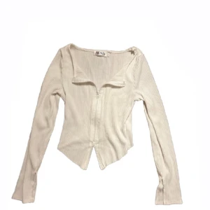 långärmad kofta - Långärmad kofta med två dragkedjor. Bra skick och är skön<3