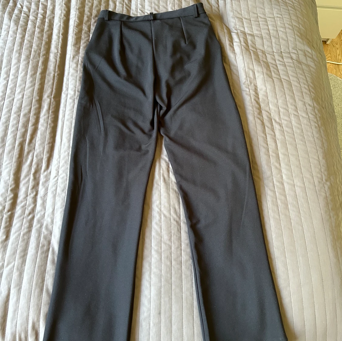 Lågmidjade kostymbyxor - 90