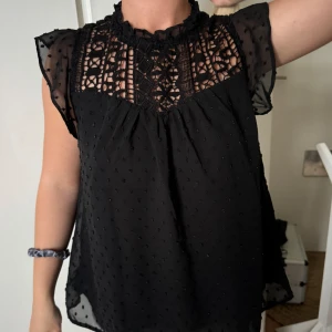 Volang blis - Jätte fin volangblus i bra skick