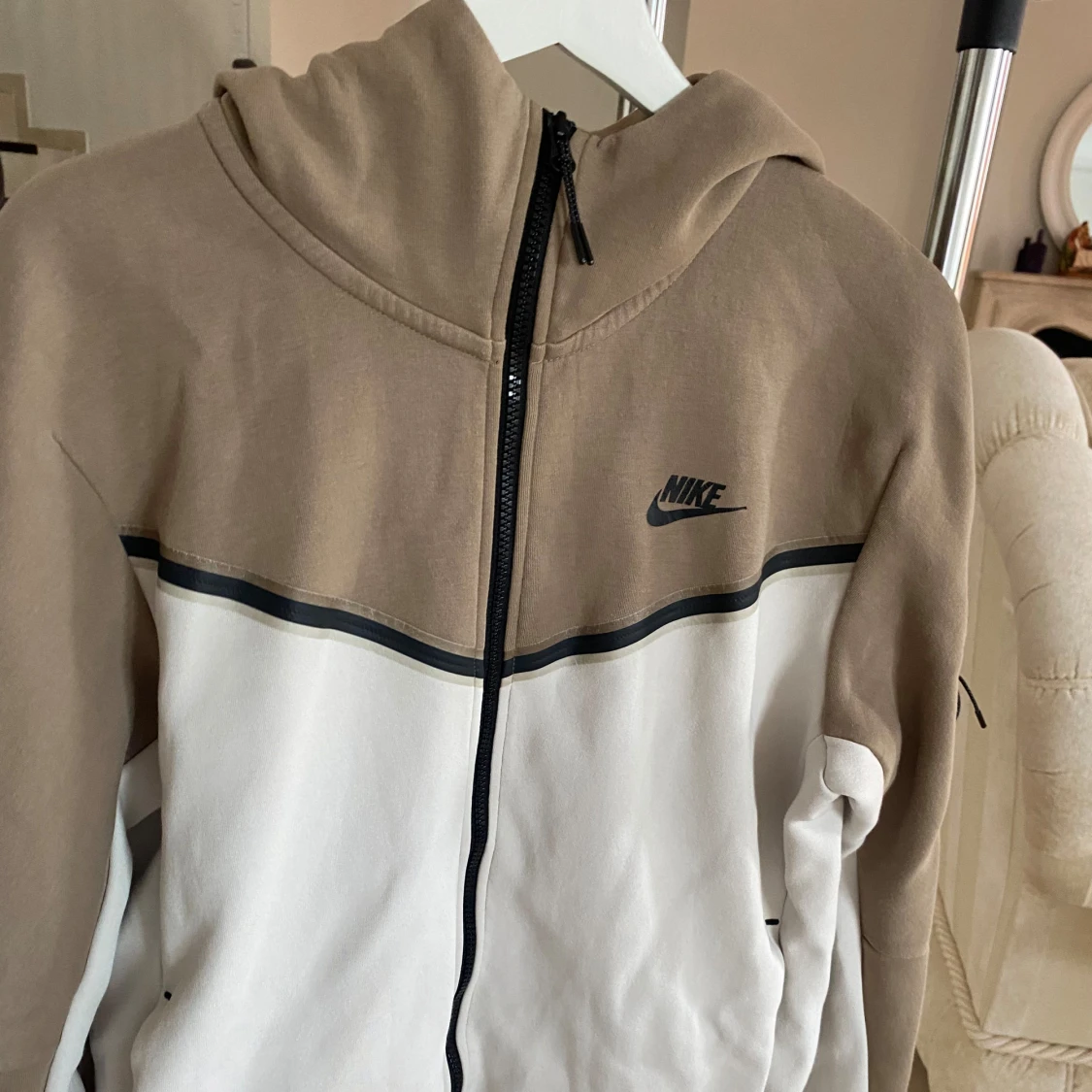 Nike Tech brun - vit - 93