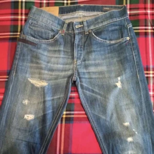 Dundup Jeans George - Aldrig använde dundup George jeans, top kvalitet, priset går att diskuteras