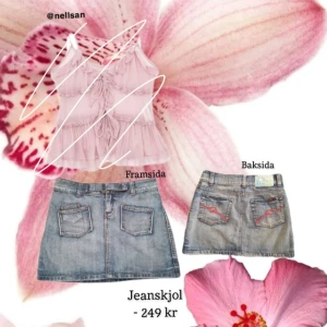 Jeanskjol 😻 - En skiiit söt jeans kjol med färglatt broderi som passar bra nu till sommaren, aldrig kommit till användning 💘 Storlek 34 (XS) Ljuset gör så att den ser gulare/mörkare ut i färgen!