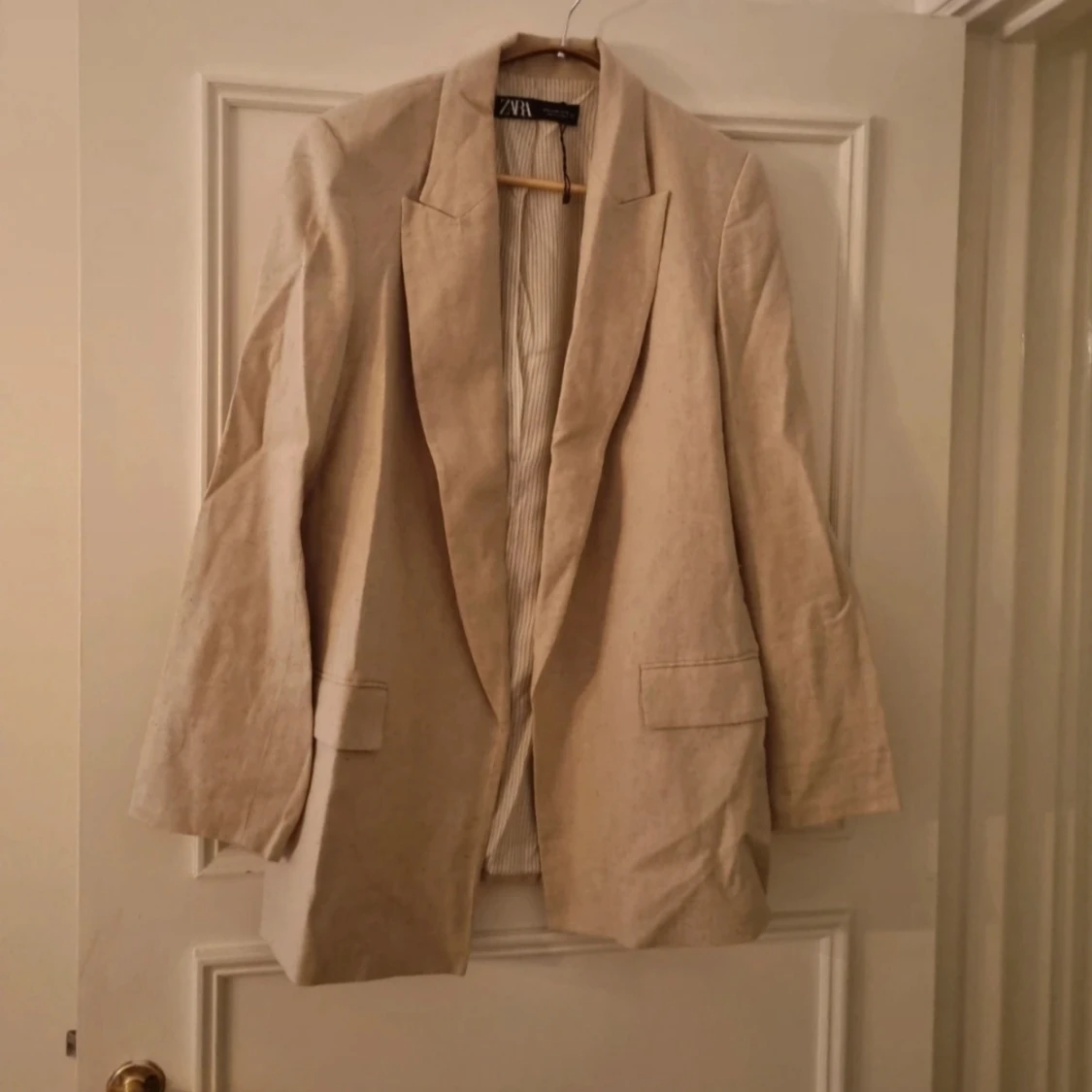 Beige kavaj från Zara - 90