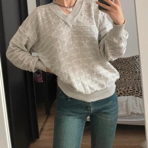 Tröja  - Fin vintage tröja, sitter oversized så passar många storlekar