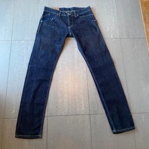 Dondup Jeans  - Säljer nu dessa riktigt snygga dondup George jeans som är i bra skick utan några större defekter, skriv vid fler frågor o funderingar🙌🏼