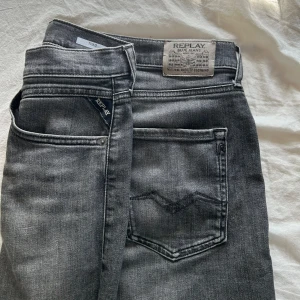 Replay jeans - Replay jeans modell:THAD storlek 16A=passar som 176/ w30 Skick 8/10