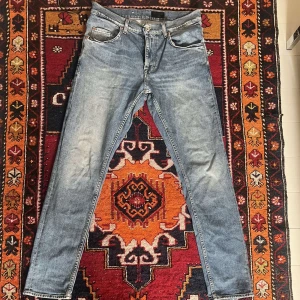 Tiger Jeans  - Modell Pistolero  Storlek 31/32 Bra skick  Hör av er vid frågor. 