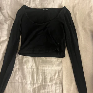 svart top  - svart top