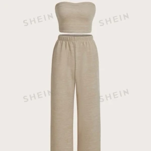 Tvådelat set från Shein - Kaki färg, 2 delad, storlek M.   Jätte fin