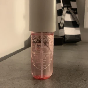 Säljer min sol de Janeiro på grund av att den inte kommer till andvämding, bara lite använd.😁 - Den är 90ML